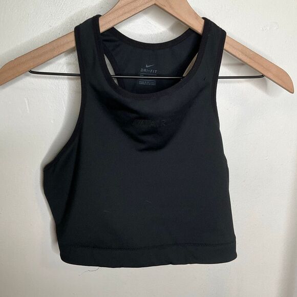 Nike Air Cut Out in Back Sports Bra - Picture 1 of 6